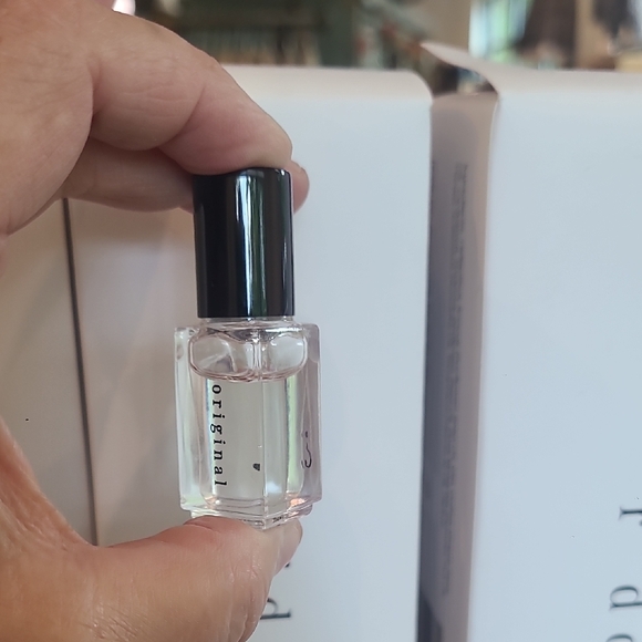 Original Riddle Perfume Oil - Picture 3 of 3